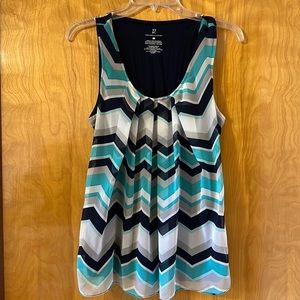 NY&Co. Chevron Tank